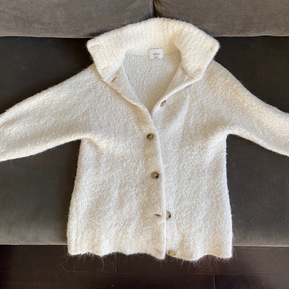 Aritzia Wilfred Alpaca Button Down Sweater